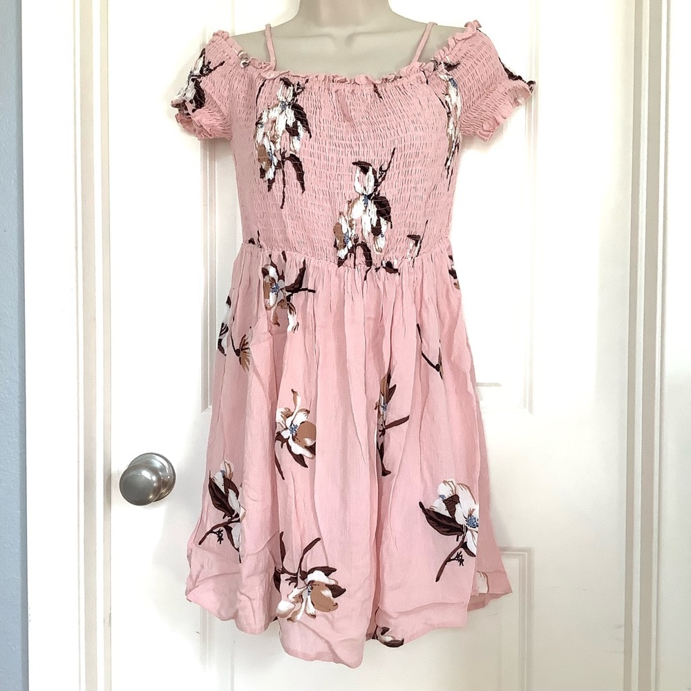NWT Becool Floral Print Smocked Off The Shoulder Lined Dress Size M
